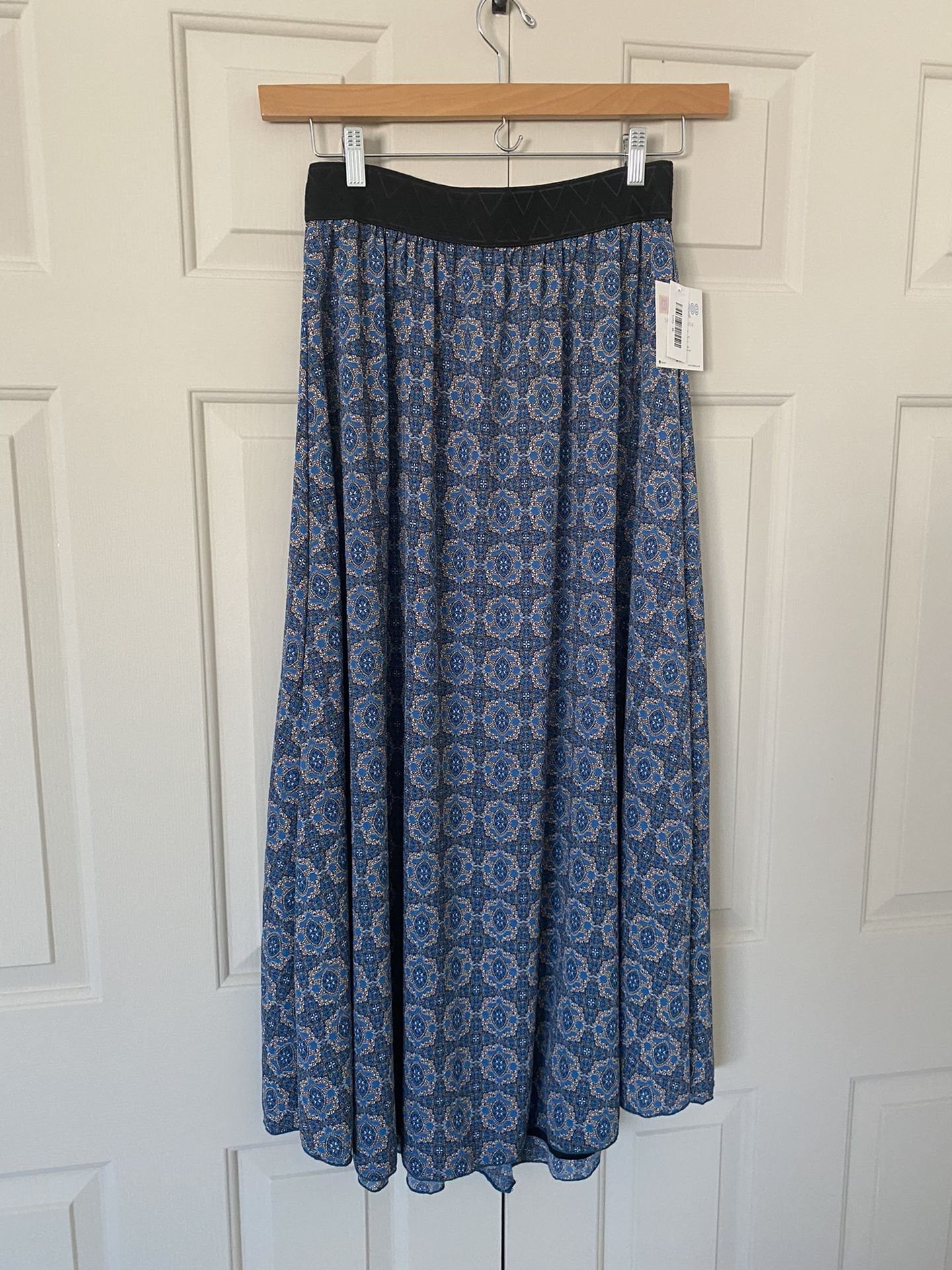 Lularoe Lucy Skirt
