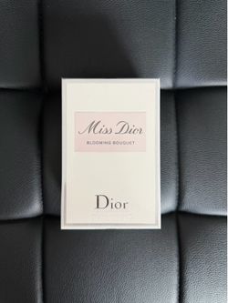 Perfumes/colognes
