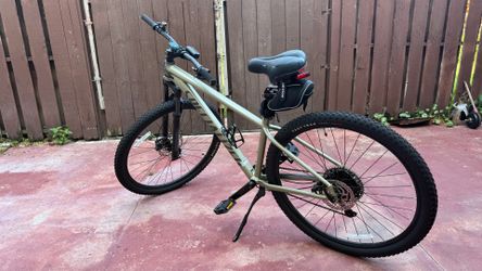 Specialized Rockhopper Comp