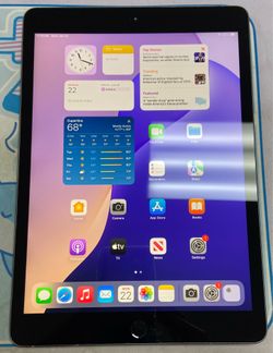 Wi-Fi iPad 8th Gen 32GB - Potranco Rd