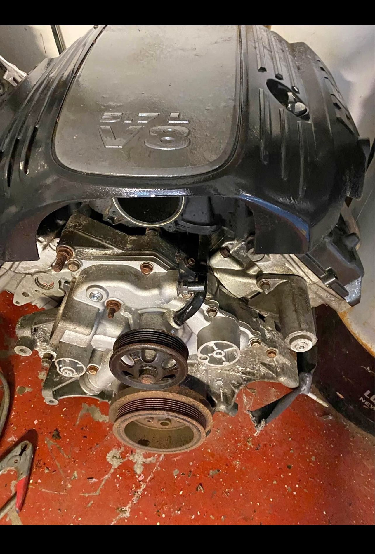 2014 5.7 HemI Engine 