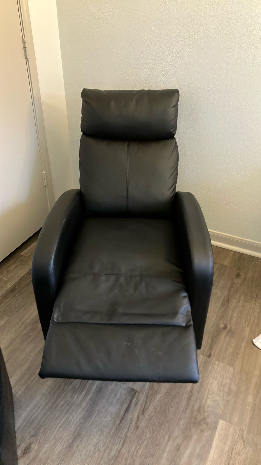 Recliner Chair