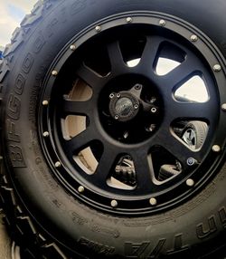 All 4 Wheels 17x9 Tires 33 Of Road 6