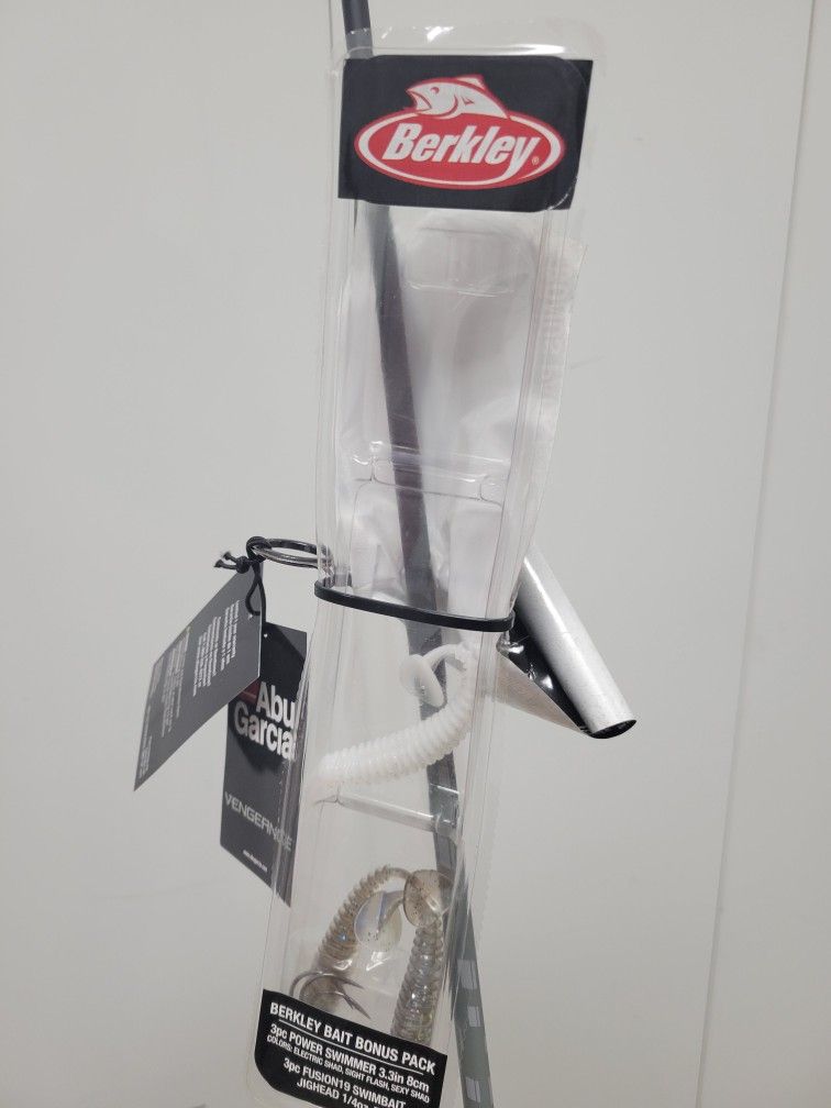 Abu Garcia 7’ Vengeance Spinning Combo Fishing Kit with Berkley Baits