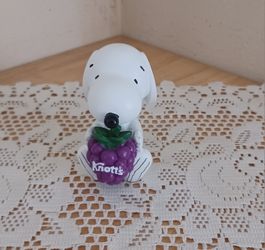 Knott's Snoopy Boysenberry Figurine