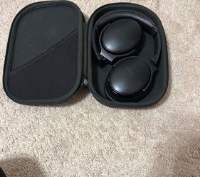 Bose quietcomfort 45 with Case