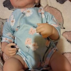 17in Realistic Reborn Baby Girl Doll 