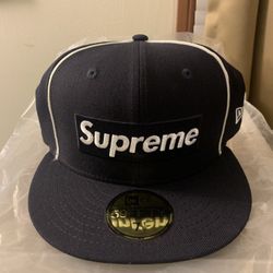 SUPREME - "2017" PIPING BOX LOGO NAVY NEW ERA CAP 