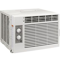 GE® 115 Volt Room Air Conditioner 5,000 BTU AET05LX Used 3 Months