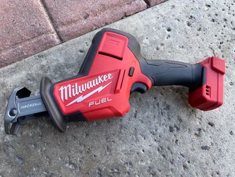 Milwaukee M18 fuel cordless hacksaw( no battery)