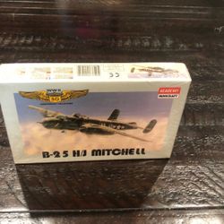B-25 H/J Mitchell Model airplane Kit