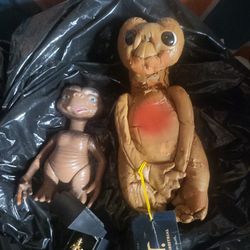 E.T Vintage Dolls Collectables 1982 Steven Spielberg Movie Make An Offer