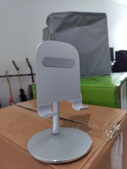 Phone/tablet stand