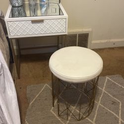 small Vanity 