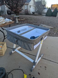 twin bassinet