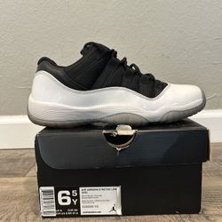 Air Jordan Retro 11 Low Tuxedo (GS), Size 6.5Y (used) 