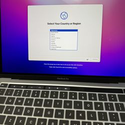 M1 MacBook Pro 13in (Space Gray)