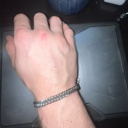 Steel bracelet