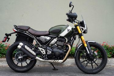 2024 Triumph Scrambler 400 X Matte Khaki Green / Fusion White