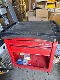 Craftsman tools box with wheels