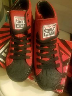 Brand new Vision skate shoe