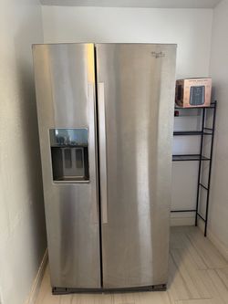 Whirlpool double door fridge