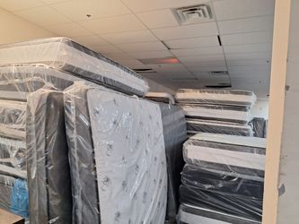 Factory Direct Queen Double Sided Pillow Top Mattress Plush or Semi Firm Fast Delivery