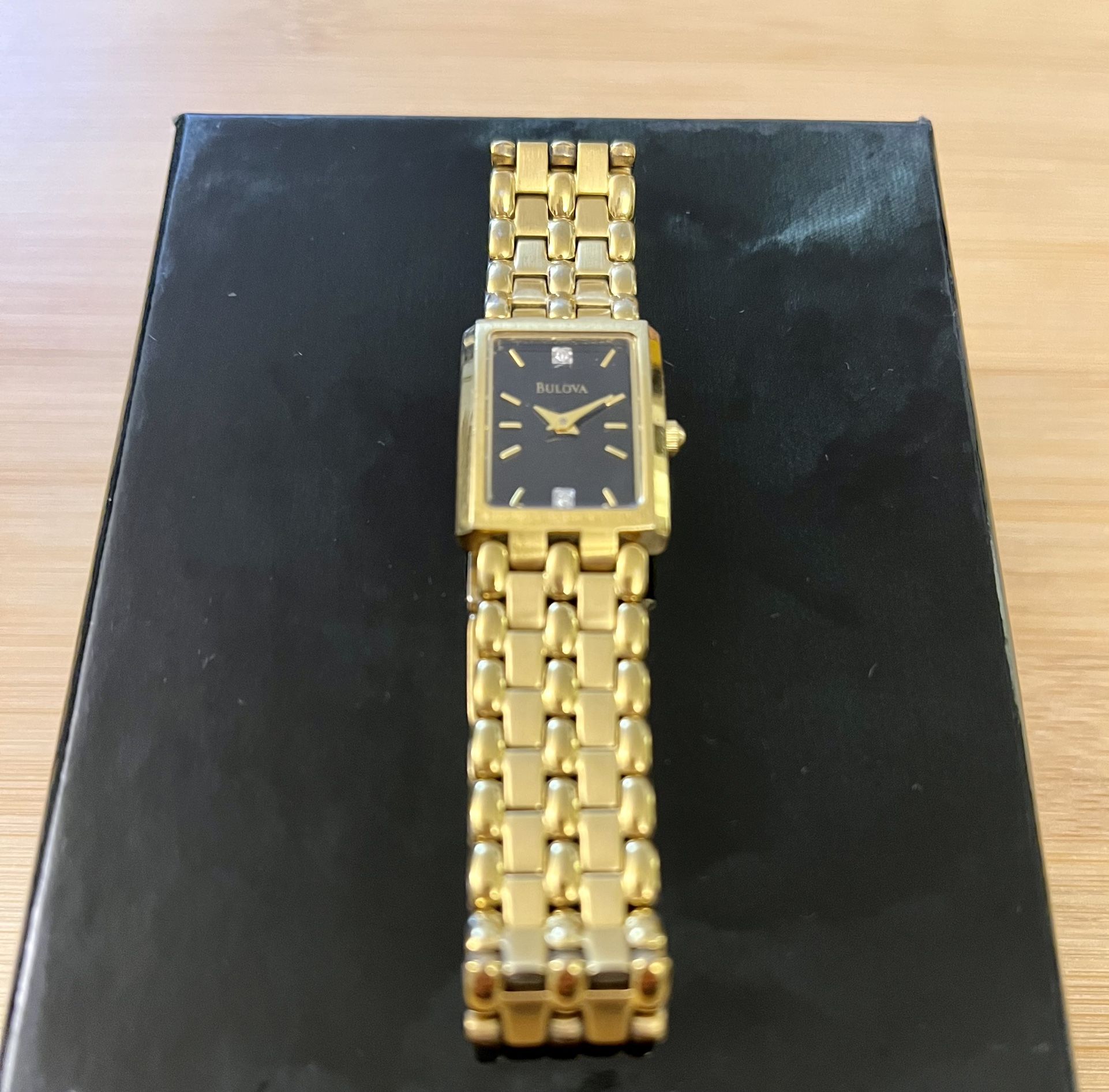 Bulova quartz hotsell a2