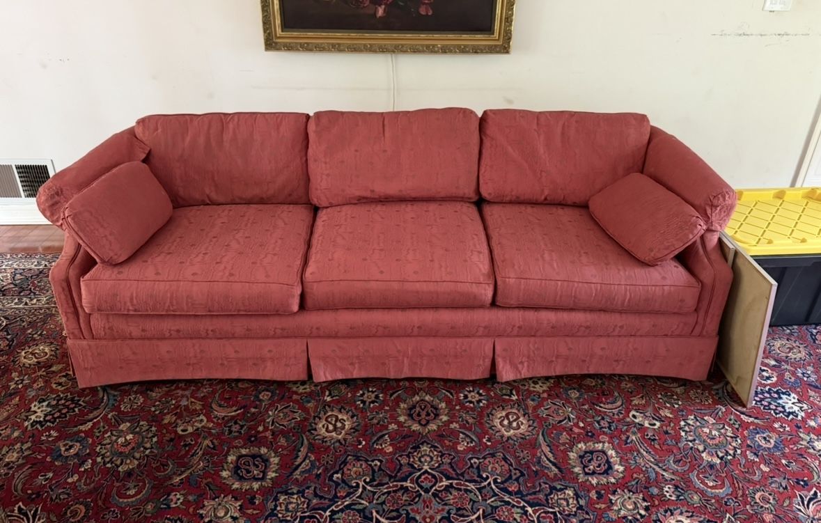 Couch / Sofa