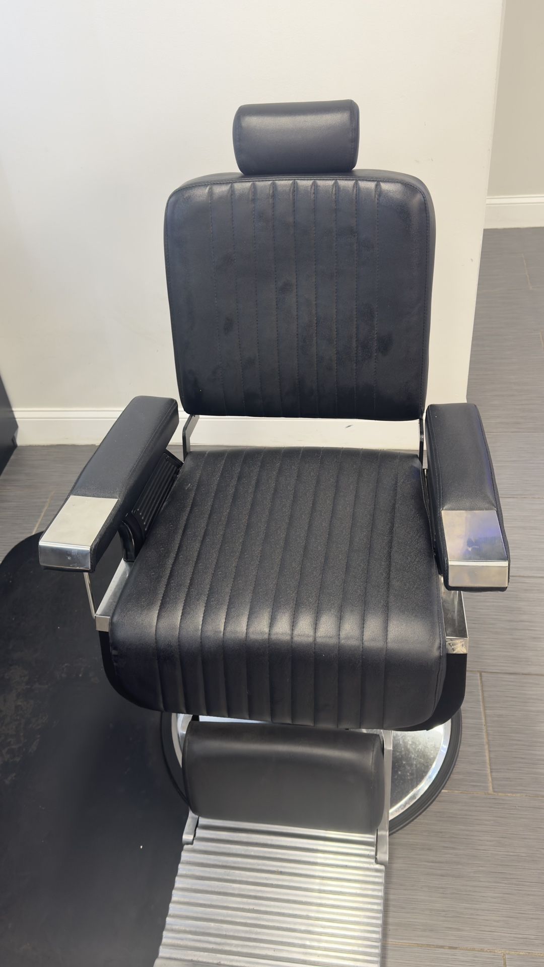 Barber Chair For Sale!! $200 for 3 Chairs