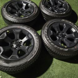 4 NEW 2025 DODGE RAM 1500 20" RIMS&TIRES 