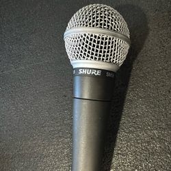 Shure SM58 Cardioid Microphone -Used