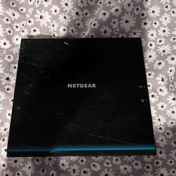 NetGear Wifi Router R6100