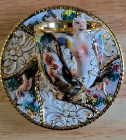 1 cup and saucer in vintage Capodimonte barbotine with angel-shaped handles, hand-decorated antique style-funbroc France  