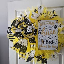 Bee Wreath