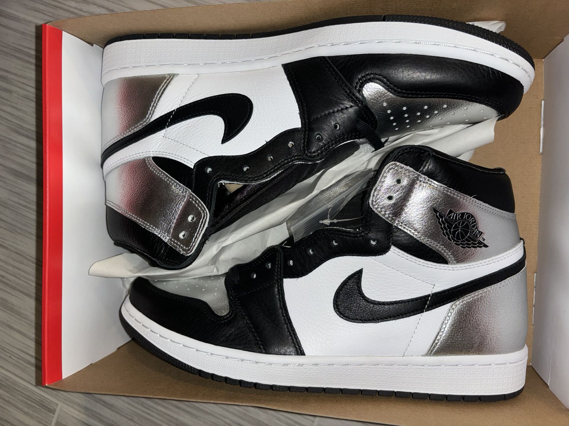 Brand New Size 9.5M Jordan Retro 1 Silver Toes