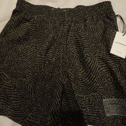 Students Golf Mesh Shorts Size Medium 