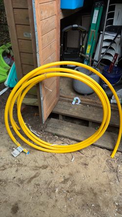 Polyurethane gas line