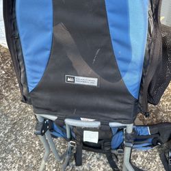 REI BABY HIKING GEAR 