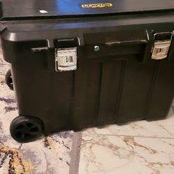 SUPER COOL CLAYTON TACTI CAL TOTE STORAGE NEW WITH KEYS