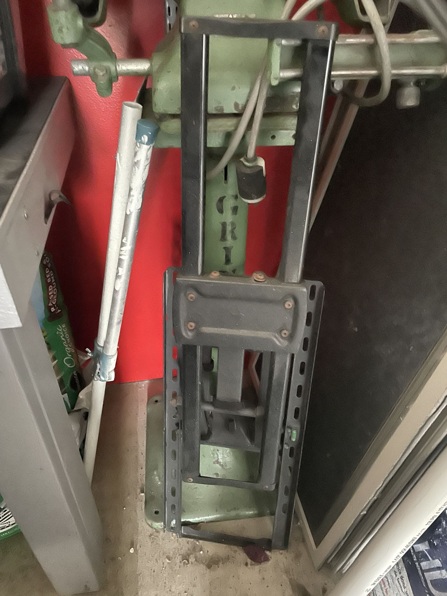 PANASONIC TV & WALL MOUNT