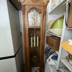 Howard Miller 80th Eidtion Anniversary Grandfather Clock 