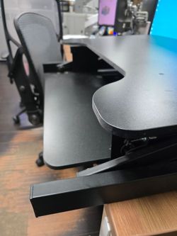 37" desk riser in good condition