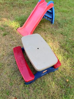 Little Tikes Kids Picnic Table & Slide – Great Condition