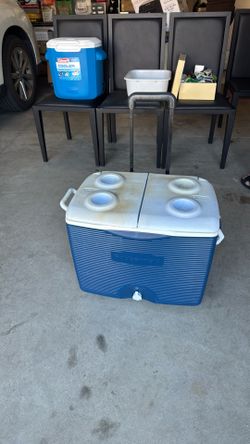 Rubbermaid Cooler With Wheels
