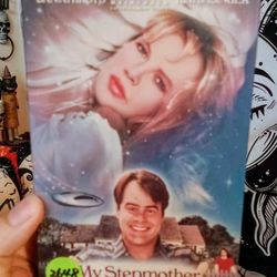 My stepmother is an Alien VHS