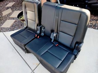 Rear Seats 13 to 19 Explorer Ford