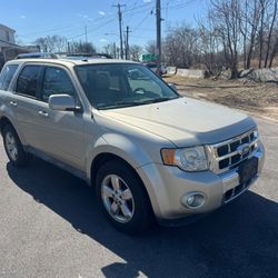 2012 Ford Escape ** 3600 Firm Firm *++ 