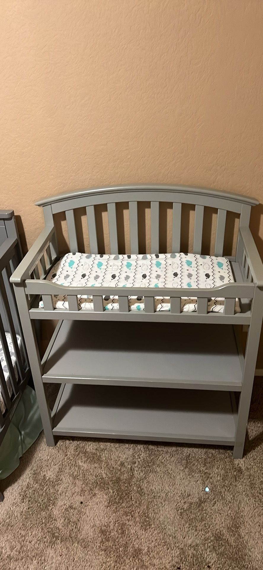 Baby Crib w/changing Table 