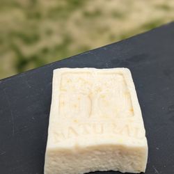 Handmade Honey|Lemon Soap